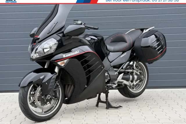 Kawasaki 1400 GTR (2012) thumbnail 3