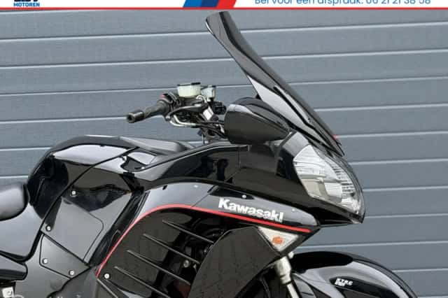 Kawasaki 1400 GTR (2012) thumbnail 6