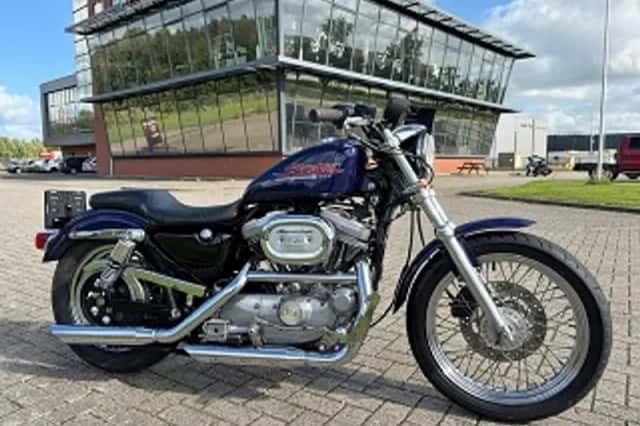 Harley-Davidson Sportster (2000) thumbnail 1
