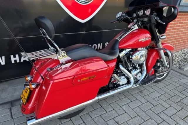 Harley-Davidson Street Glide (2012) thumbnail 4