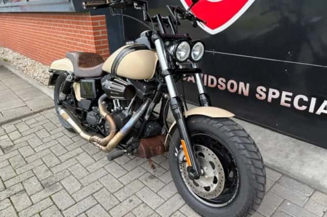 Harley-Davidson Dyna Fat Bob (2015) thumbnail 3