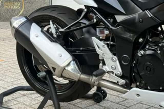 Suzuki GSR750 (2016) thumbnail 6
