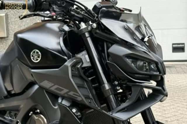 Yamaha MT-09 (2020) thumbnail 4