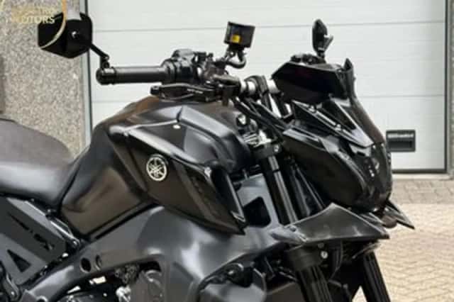 Yamaha MT-09 (2024) thumbnail 3