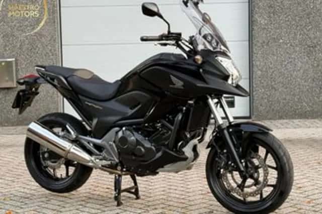 Honda NC750X (2016) thumbnail 1