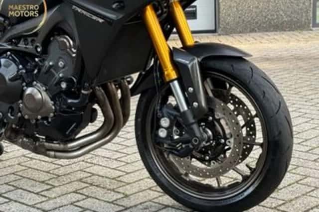 Yamaha Tracer 900 (2015) thumbnail 2