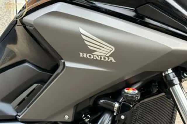 Honda NC750X (2020) thumbnail 5