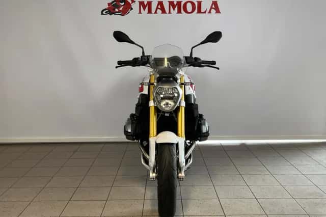 BMW R 1200 R (2015) thumbnail 2