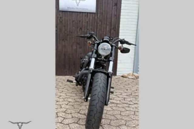 Harley-Davidson Sportster (2016) thumbnail 6
