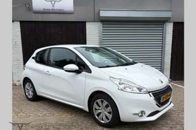 Peugeot 208 1.2 Vti Active (2013) thumbnail 1