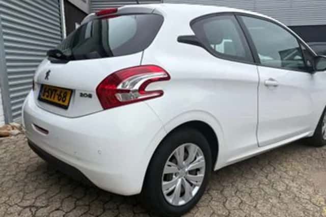 Peugeot 208 1.2 Vti Active (2013) thumbnail 4