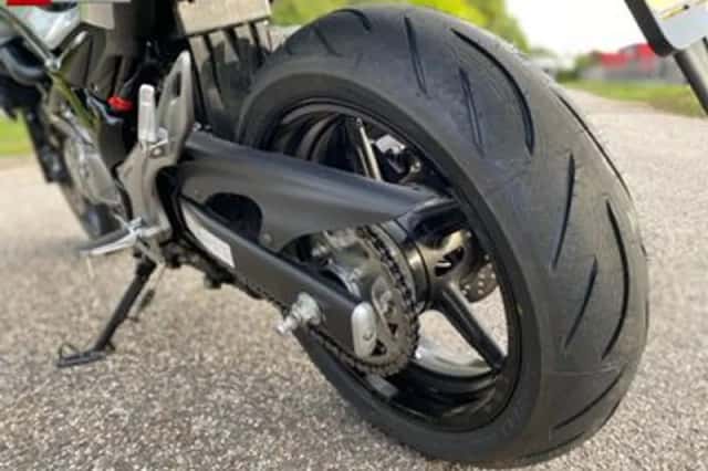 Suzuki SFV 650 Gladius (2012) thumbnail 6