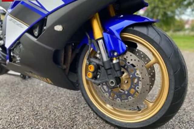 Yamaha YZF-R6 (2008) thumbnail 2