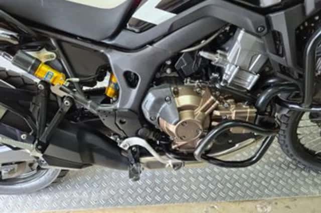 Honda CRF1000L (2016) thumbnail 4
