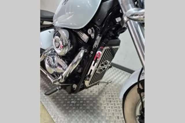 Suzuki VZ 800 Marauder (2000) thumbnail 3
