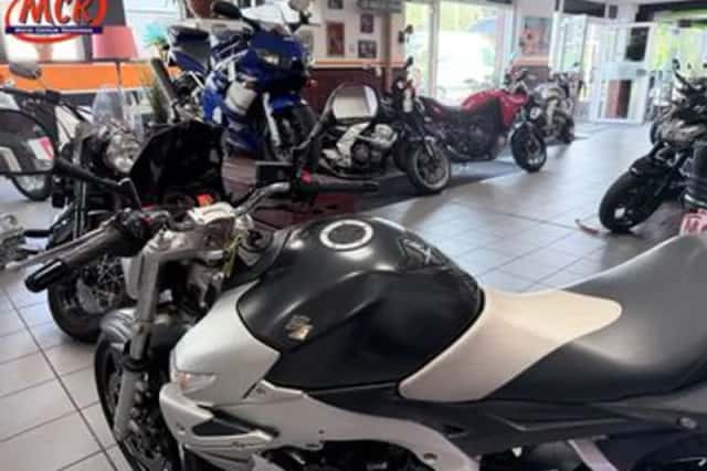 Suzuki GSR600 (2006) thumbnail 6