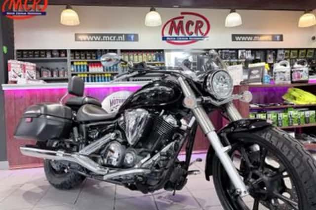 Yamaha XVS 950A Midnight Star (2009) thumbnail 2