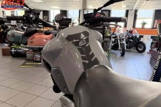 Yamaha MT-03 (2006) thumbnail 5
