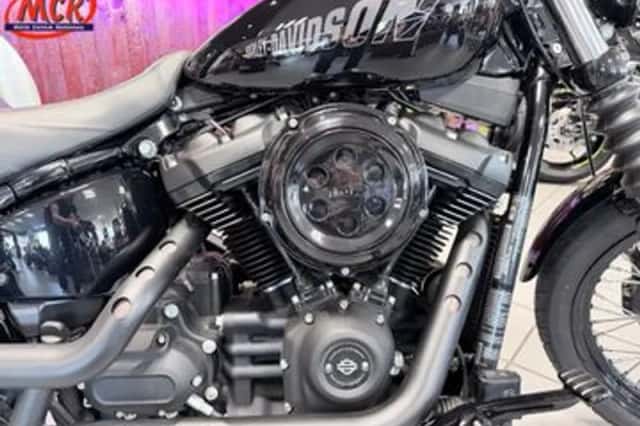 Harley-Davidson Street Bob (2018) thumbnail 4