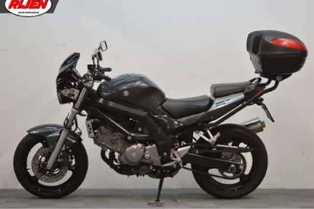 Suzuki SV650 (2008) thumbnail 3