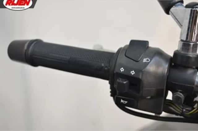 Suzuki SV650 (2008) thumbnail 6
