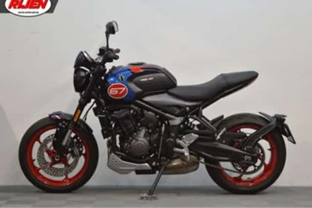 Triumph Trident 660 Triple Tribute (2025) thumbnail 3