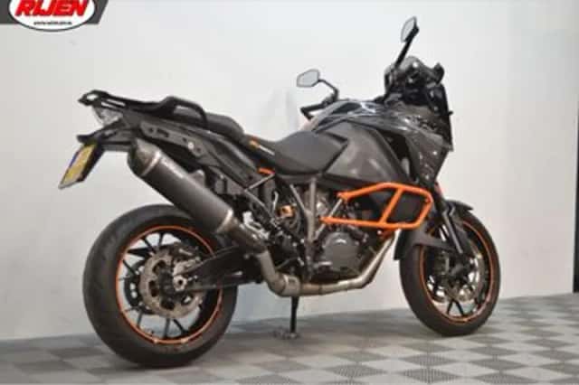 KTM 1290 Super Adventure S (2020) thumbnail 3