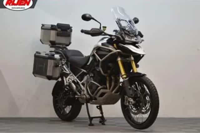 Triumph Tiger 1200 Rally Pro (2023) thumbnail 1