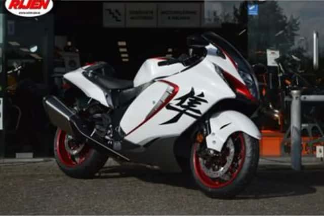 Suzuki GSX-R 1300 Hayabusa (2026) thumbnail 1