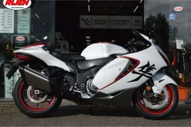 Suzuki GSX-R 1300 Hayabusa (2026) thumbnail 3