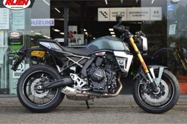 Suzuki GSX-8T (2026) thumbnail 3