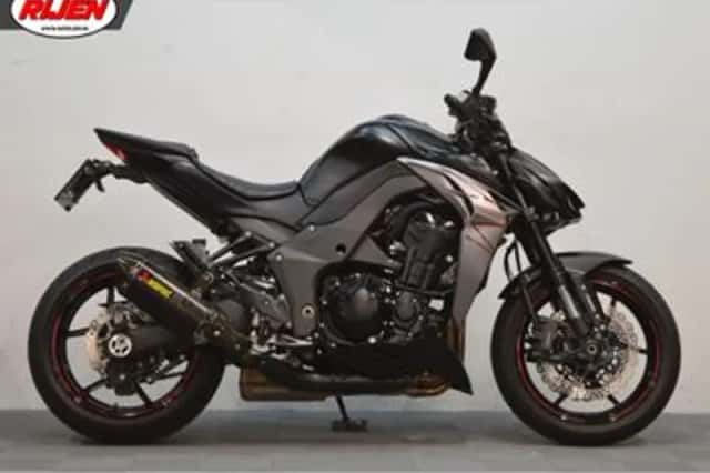 Kawasaki Z1000 (2019) thumbnail 2