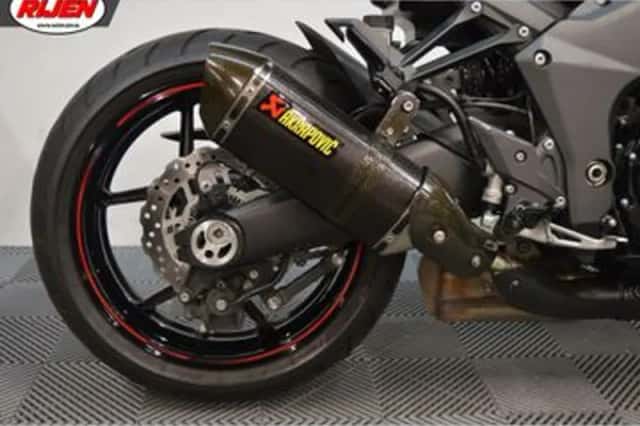 Kawasaki Z1000 (2019) thumbnail 5