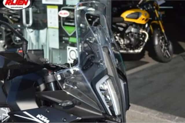KTM 890 SMT (2024) thumbnail 5