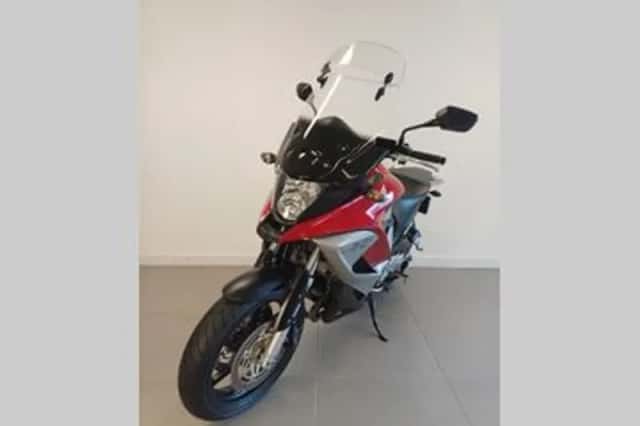Honda VFR800 (2011) thumbnail 6
