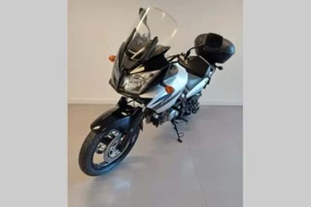 Suzuki V-Strom (2005) thumbnail 5