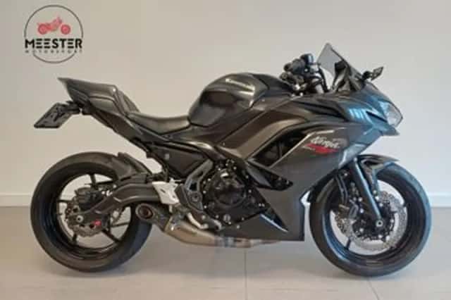 Kawasaki Ninja 650 Performance (2025) thumbnail 1