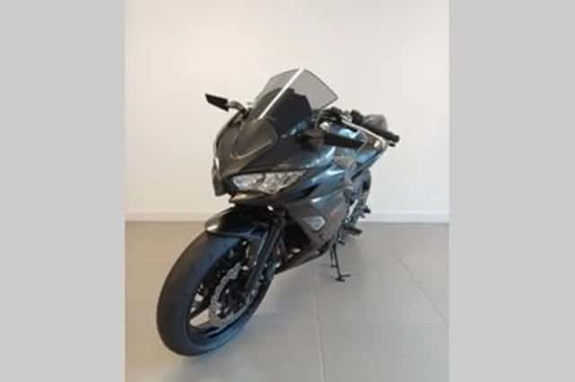 Kawasaki Ninja 650 Performance (2025) thumbnail 5