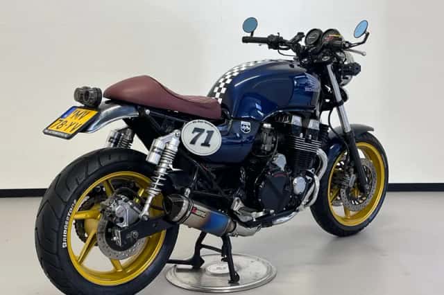 Honda CB 750 F2 Seven-Fifty (1996) thumbnail 3