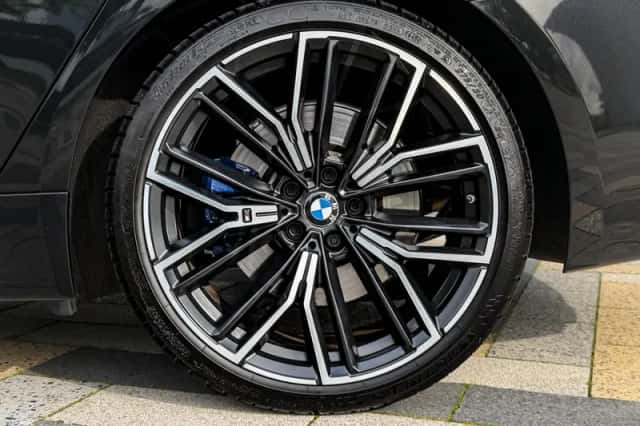 BMW 5 Serie Touring 530i M Sport (2020) thumbnail 6