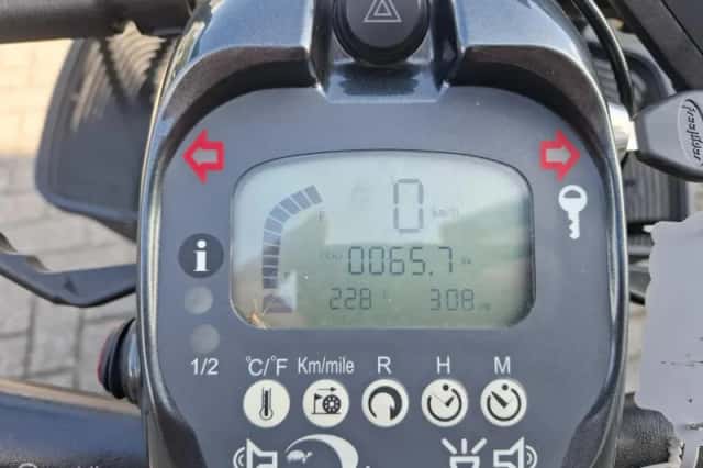 Life & Mobility Mango (2025) thumbnail 6