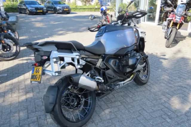 BMW R 1300 GS Adventure (2026) thumbnail 3