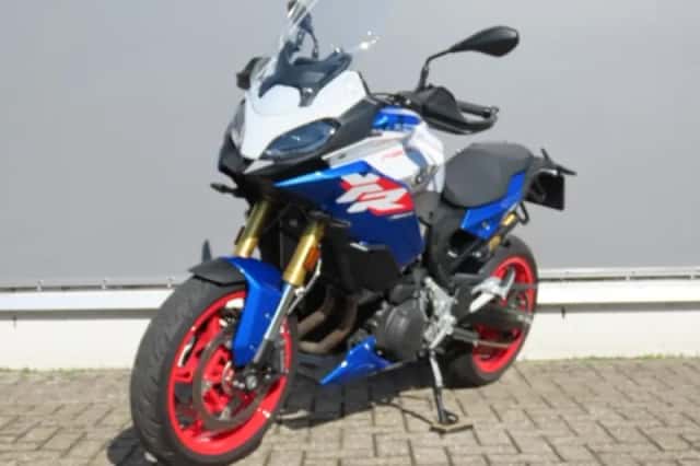BMW F 900 XR (2026) thumbnail 2