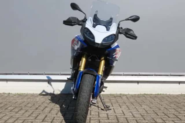 BMW F 900 XR (2026) thumbnail 3