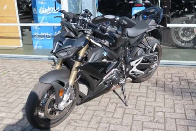BMW S 1000 R (2026) thumbnail 1
