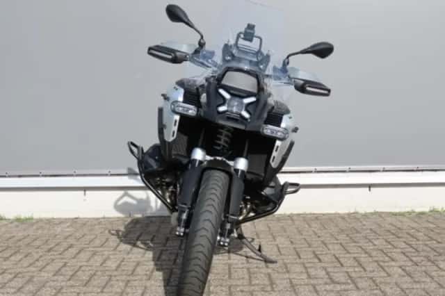 BMW R 1300 GS Adventure (2026) thumbnail 3