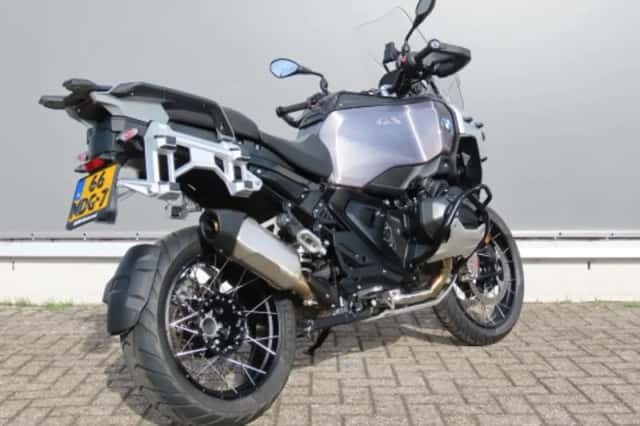 BMW R 1300 GS Adventure (2026) thumbnail 6
