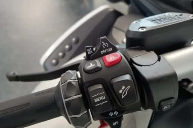 BMW R 1250 RT (2023) thumbnail 5