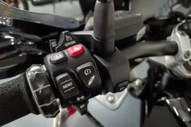 BMW R 1250 GS Adventure (2021) thumbnail 5