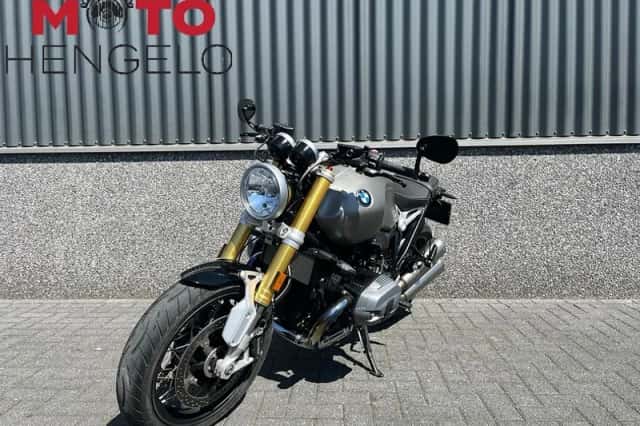 BMW R Nine T (2018) thumbnail 2